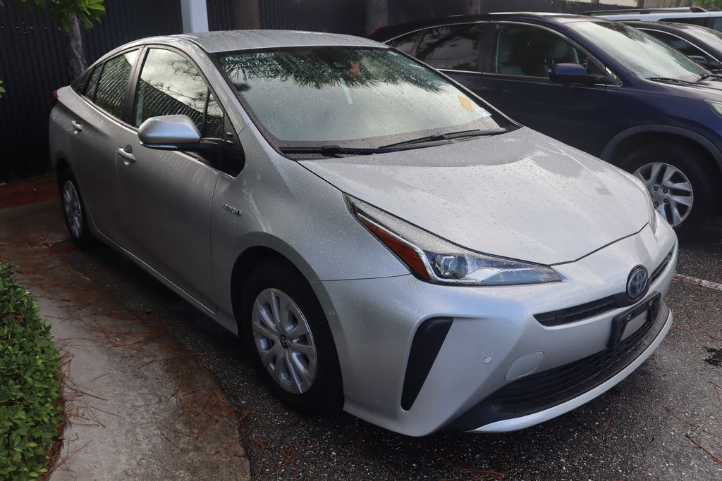 Thumbnail: 2022 Toyota Prius - 6
