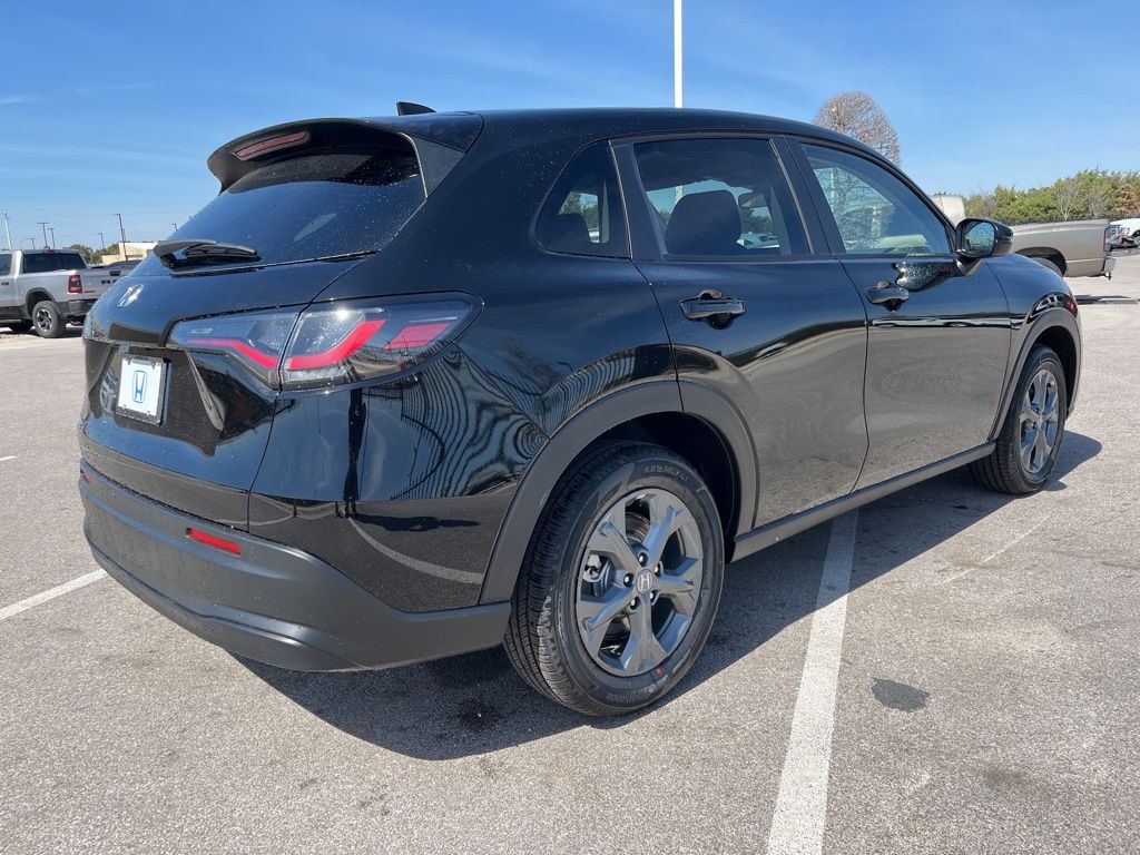 Thumbnail: 2026 Honda HR-V - 3