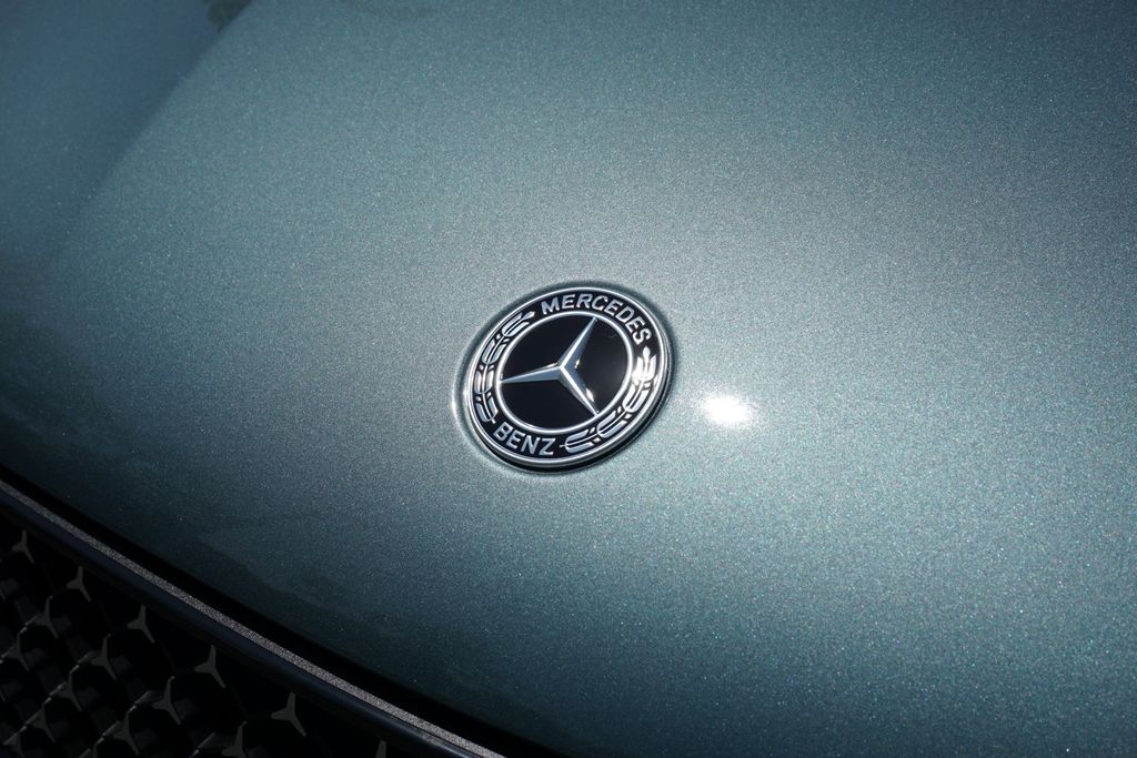 2025 Mercedes-Benz GLC 300 17