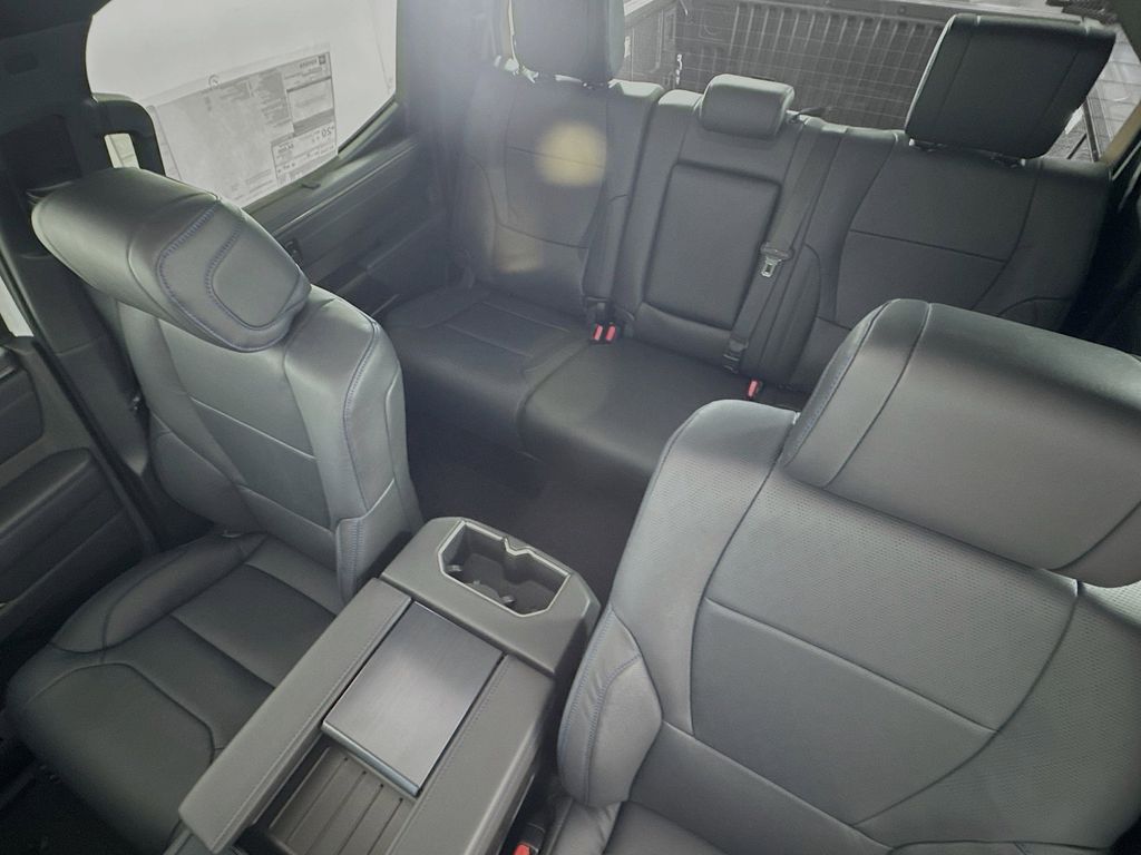 2026 Toyota Tundra Platinum - Photo 15