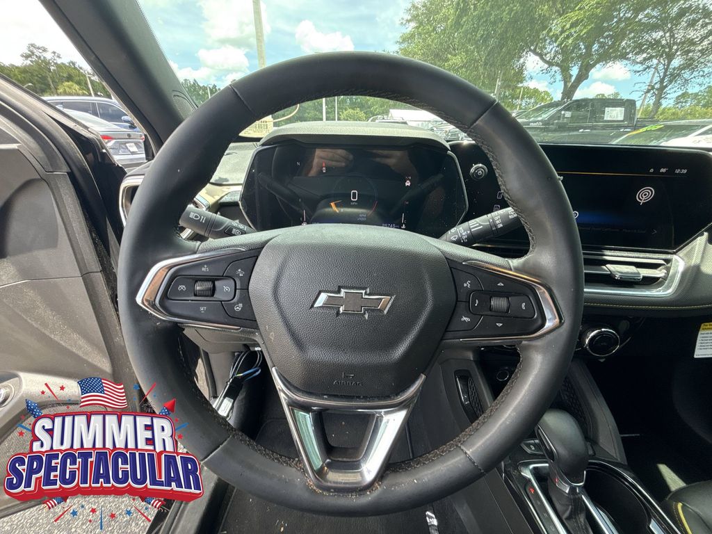 Used 2025 Chevrolet TrailBlazer SUV