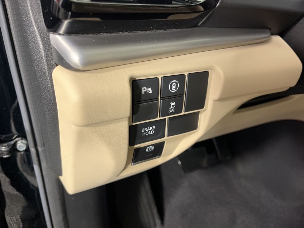 Thumbnail: 2023 Acura RDX - 28