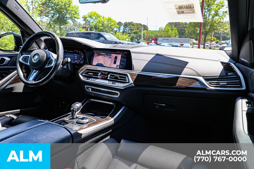 Used 2020 Black BMW M50i image 32