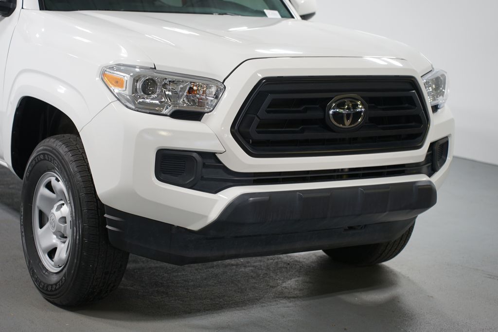 Thumbnail: 2023 Toyota Tacoma - 4