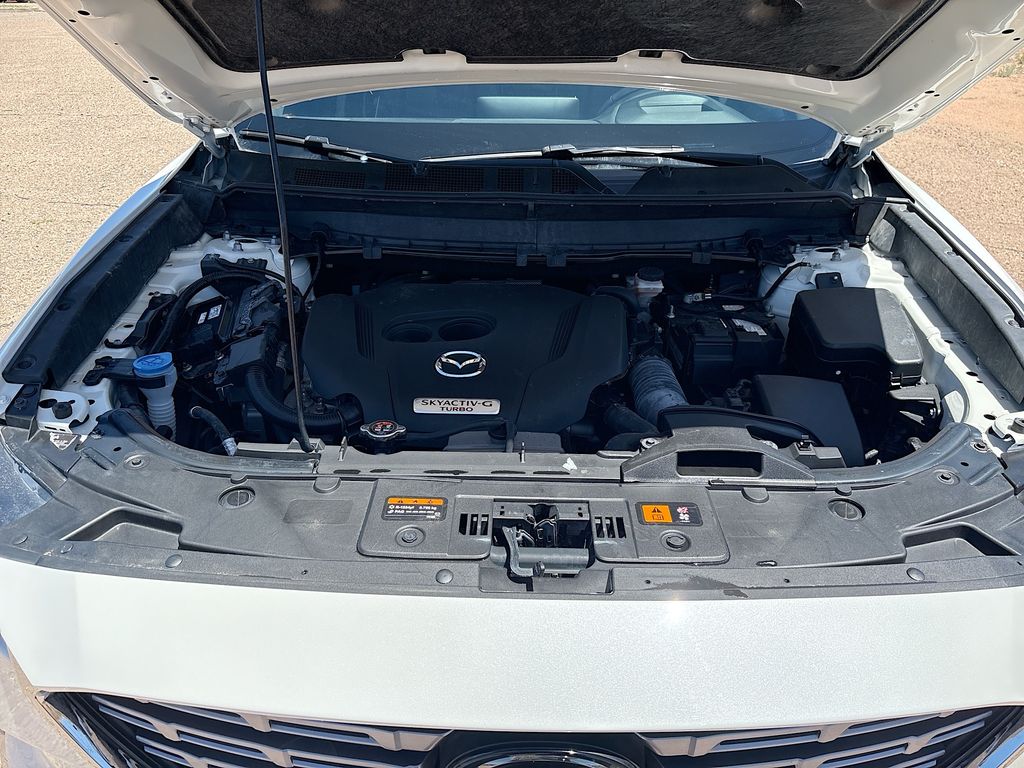 Used 2023 White Mazda Signature image 32