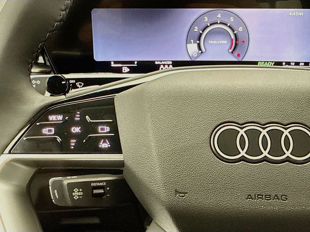 Thumbnail: 2026 Audi Q3 - 11