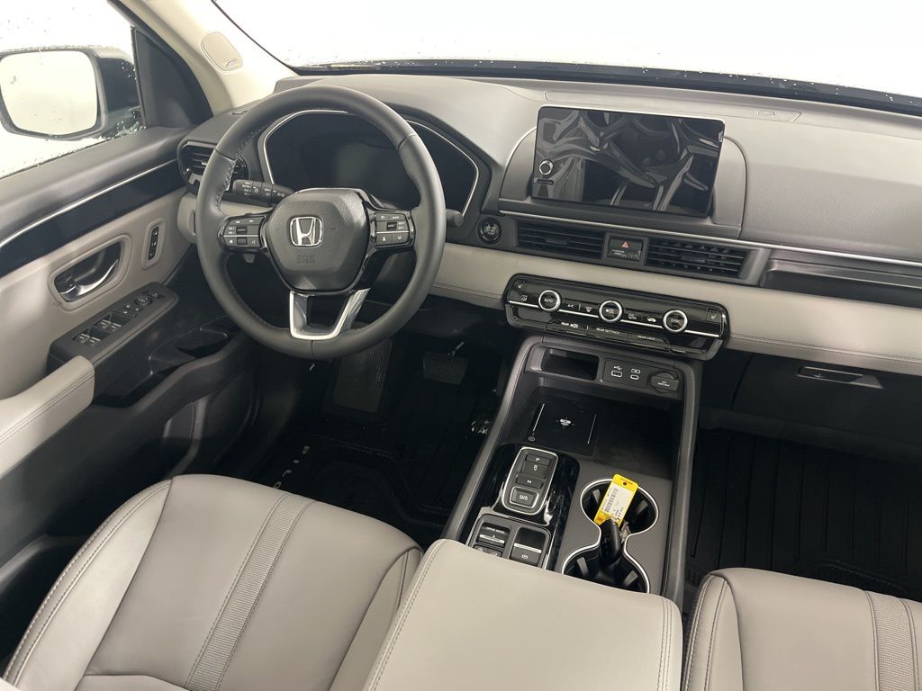 Thumbnail: 2025 Honda Pilot - 14