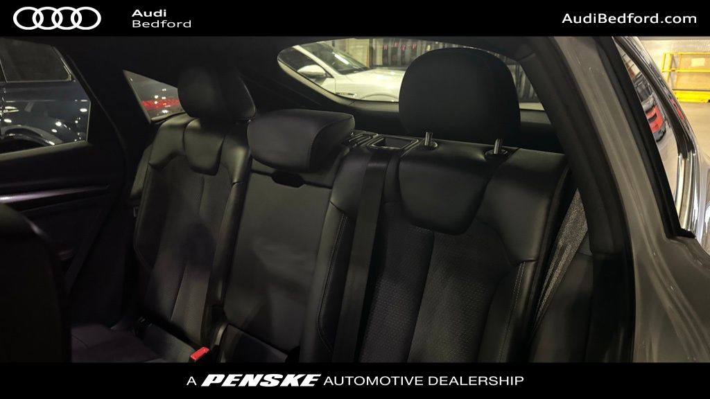 Thumbnail: 2022 Audi SQ5 - 7