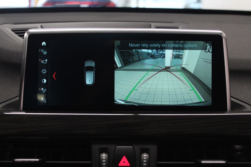 Thumbnail: 2018 BMW X1 - 17