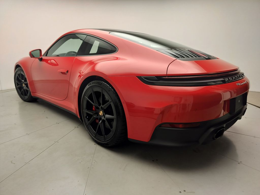 Thumbnail: 2026 Porsche 911 - 3