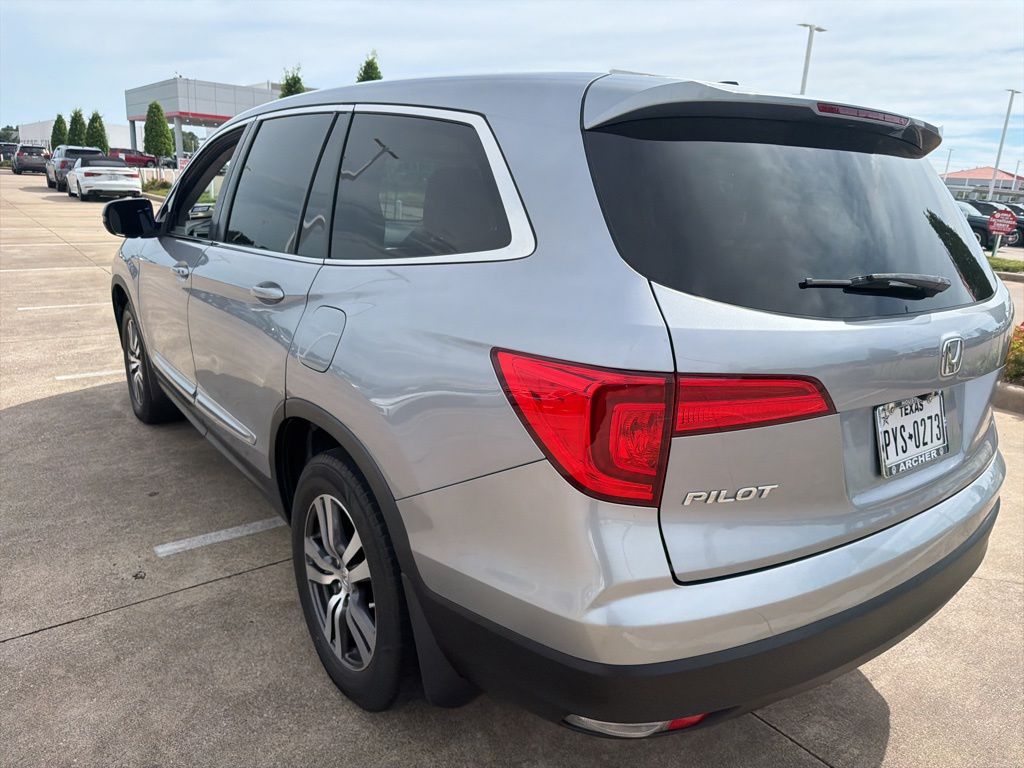 car-gallery-2