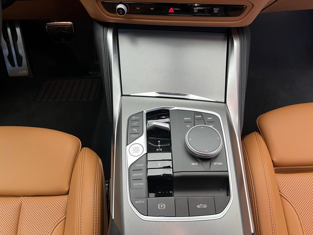 Thumbnail: 2025 BMW 4 Series - 16