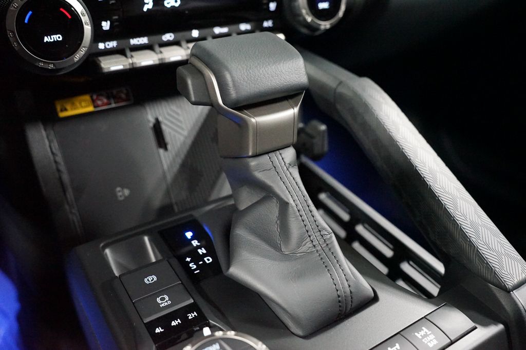 Thumbnail: 2025 Toyota 4Runner - 26