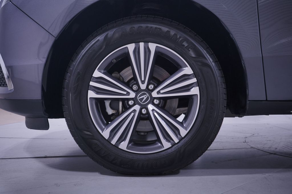 Thumbnail: 2017 Acura MDX - 2