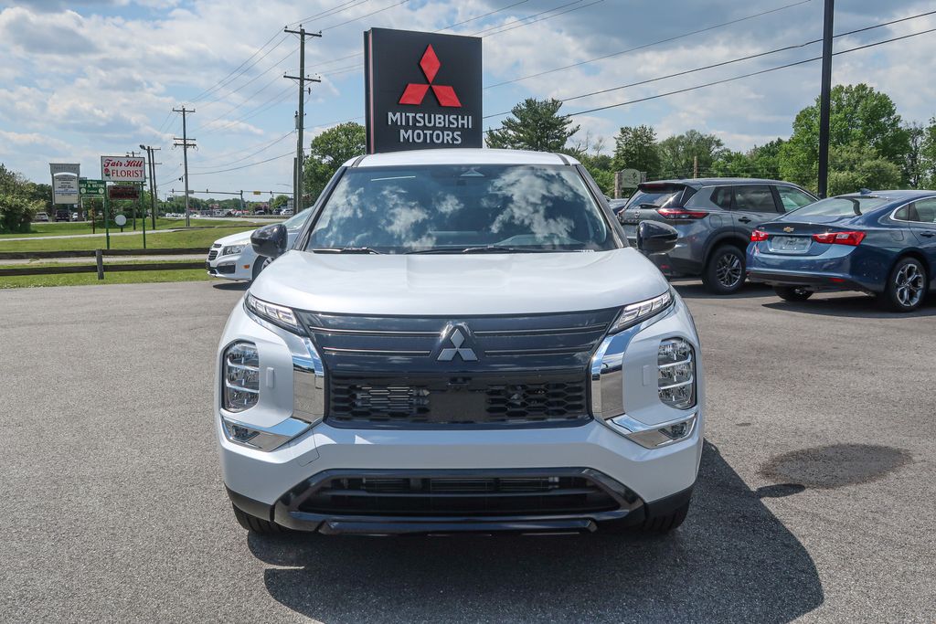 2026 Mitsubishi Outlander LE 2.5 S-AWC