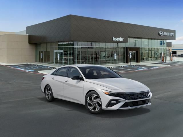 2025 Hyundai Elantra Sport 2