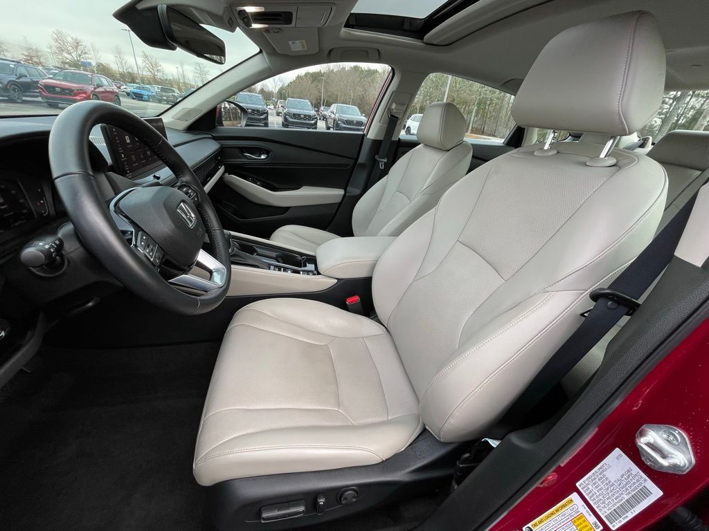 Thumbnail: 2023 Honda Accord - 26