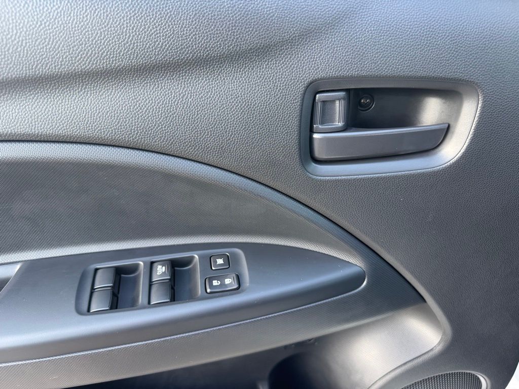2024 Mitsubishi Mirage LE photo 29