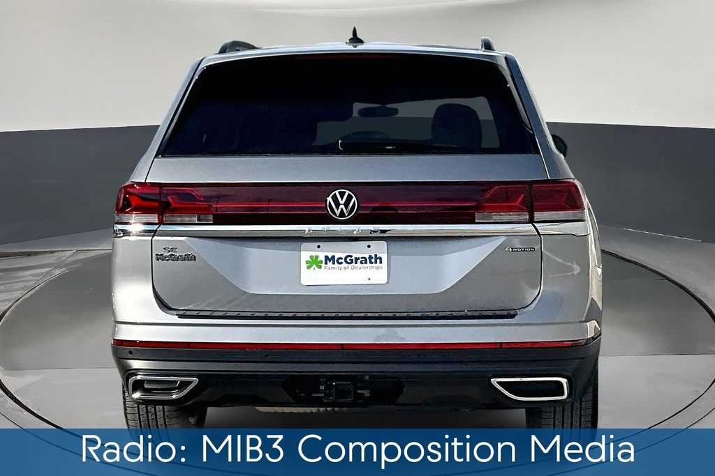 New 2026 Silver Volkswagen 2.0T SE w/Technology image 4