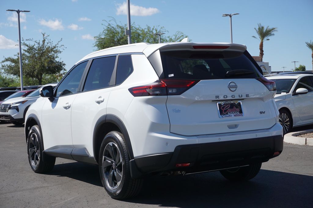 2024 Nissan Rogue SV 3