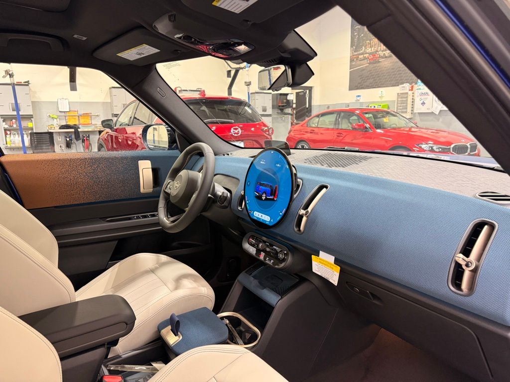 Thumbnail: 2025 MINI Cooper Countryman - 28