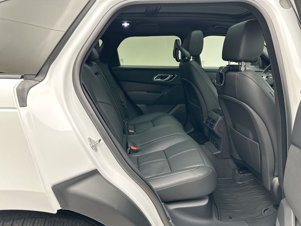 Thumbnail: 2026 Land Rover Range Rover Velar - 6