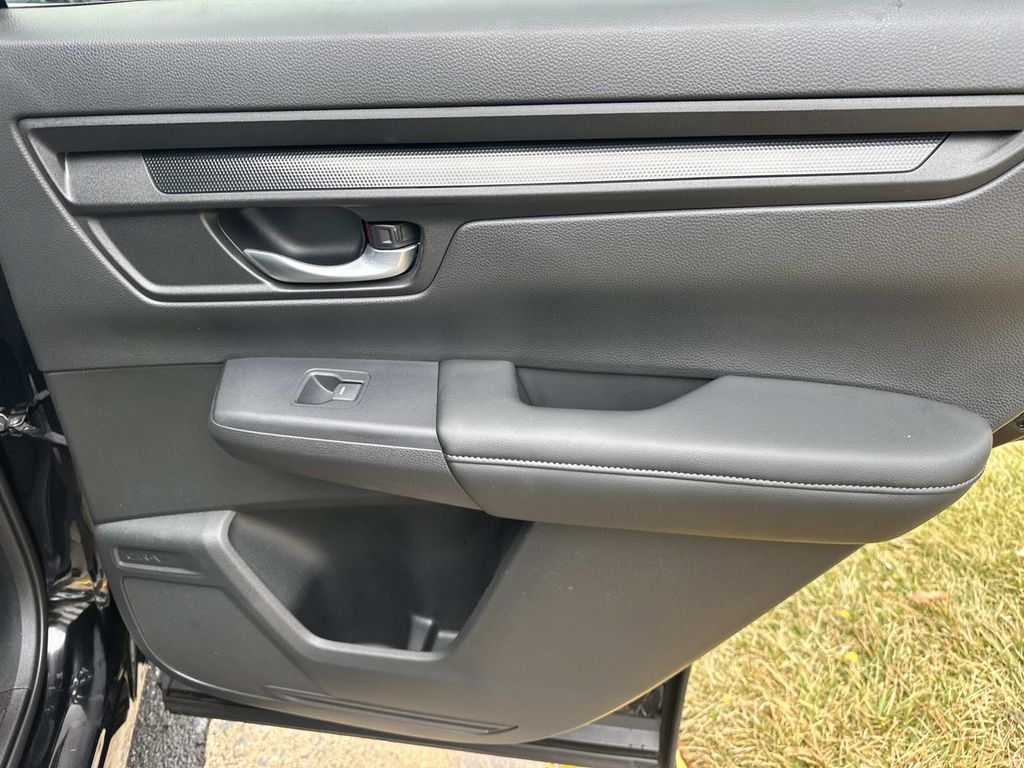 Thumbnail: 2023 Honda CR-V - 21