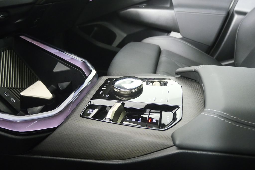 Thumbnail: 2025 BMW X3 - 26