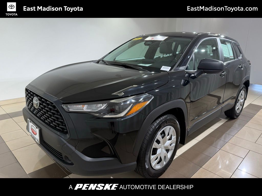 2023 Toyota Corolla Cross L -
                  Madison, WI