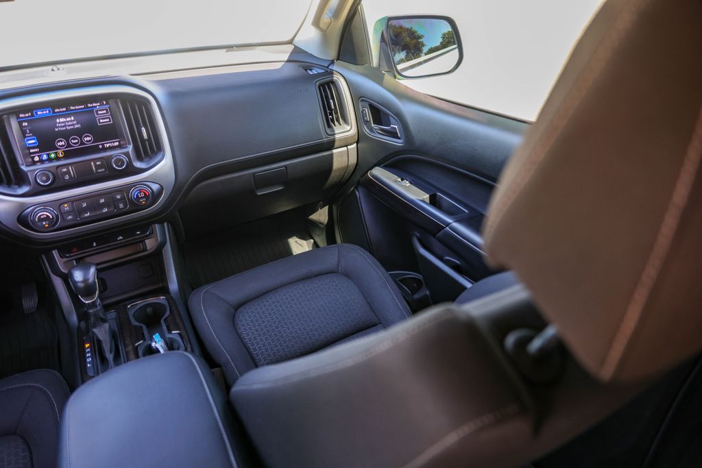 Used Car 2022 Gmc Canyon  Elevation For Sale Under $30,000 In Austin, Texas