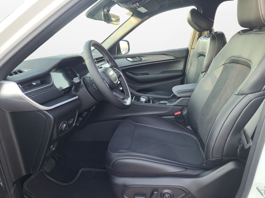 New Car 2025 Jeep Grand Cherokee  Altitude X For Sale Under $50,000 In Austin, Texas