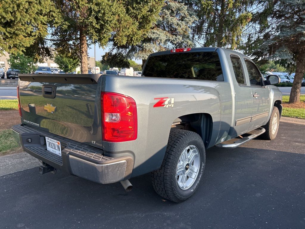 Thumbnail: 2013 Chevrolet Silverado 1500 - 3