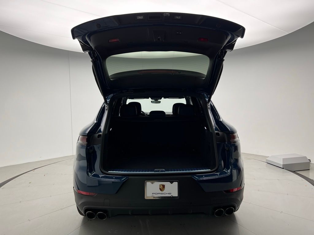 Thumbnail: 2025 Porsche Cayenne - 20