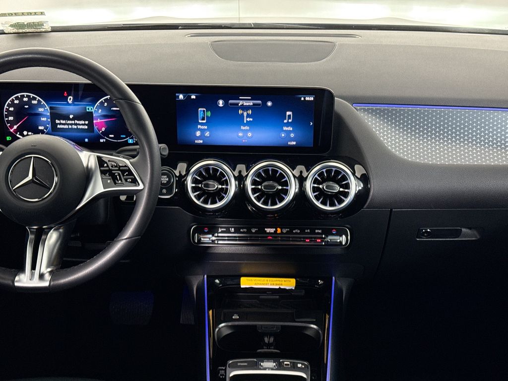 Thumbnail: 2025 Mercedes-Benz GLA - 14