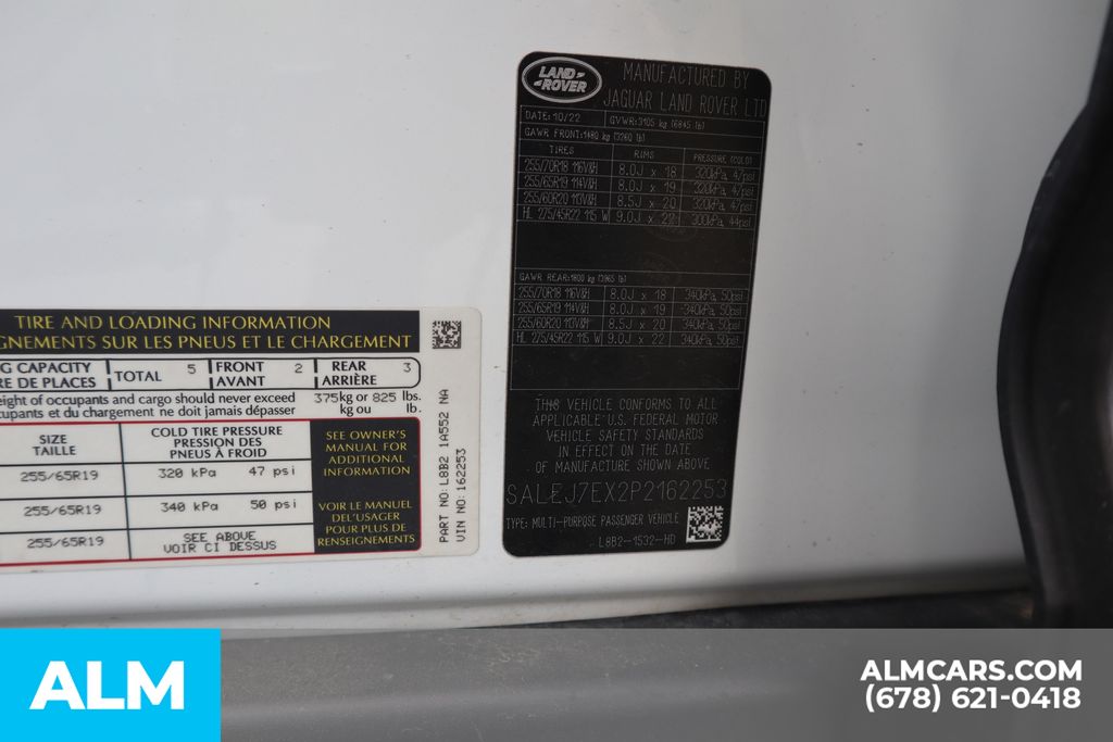 Used 2023 White Land Rover S image 41