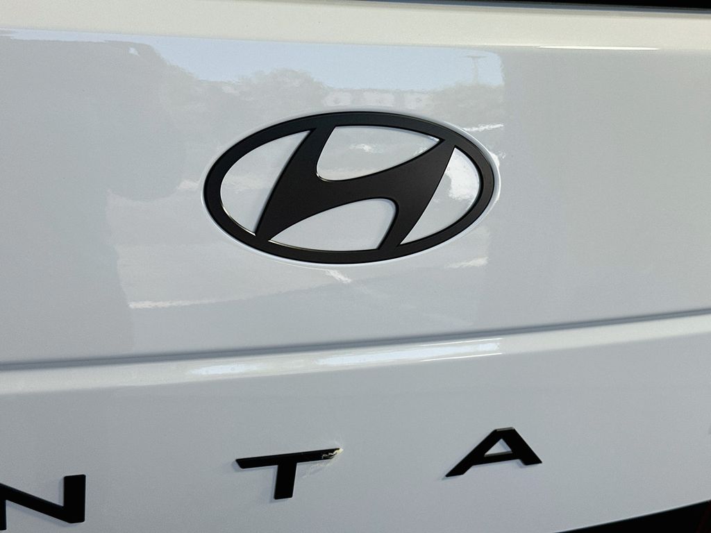 Thumbnail: 2027 Hyundai Santa Fe - 21