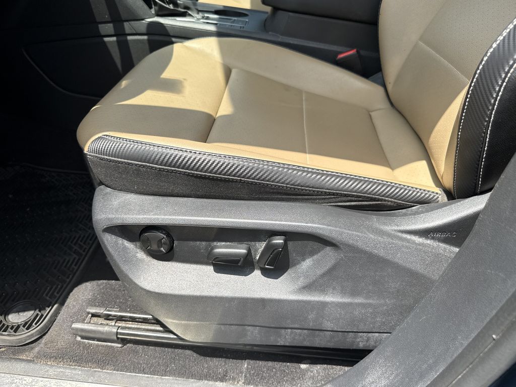 2021 Volkswagen Atlas Cross Sport 3.6L V6 SE w/Technology  at DeMontrond Auto Country
