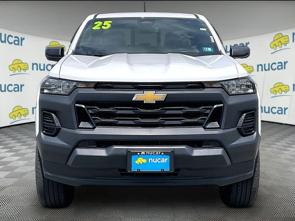 View vehicle photo 2