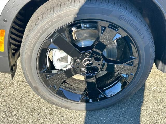 Thumbnail: 2026 MINI Cooper Countryman - 9