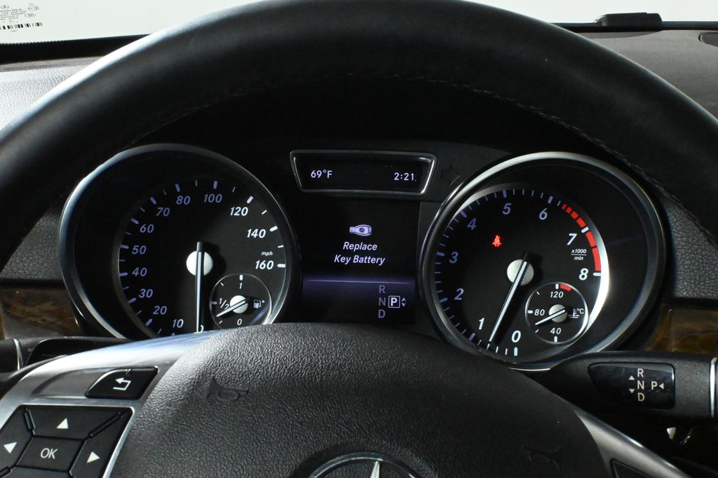 Thumbnail: 2015 Mercedes-Benz M-Class - 20