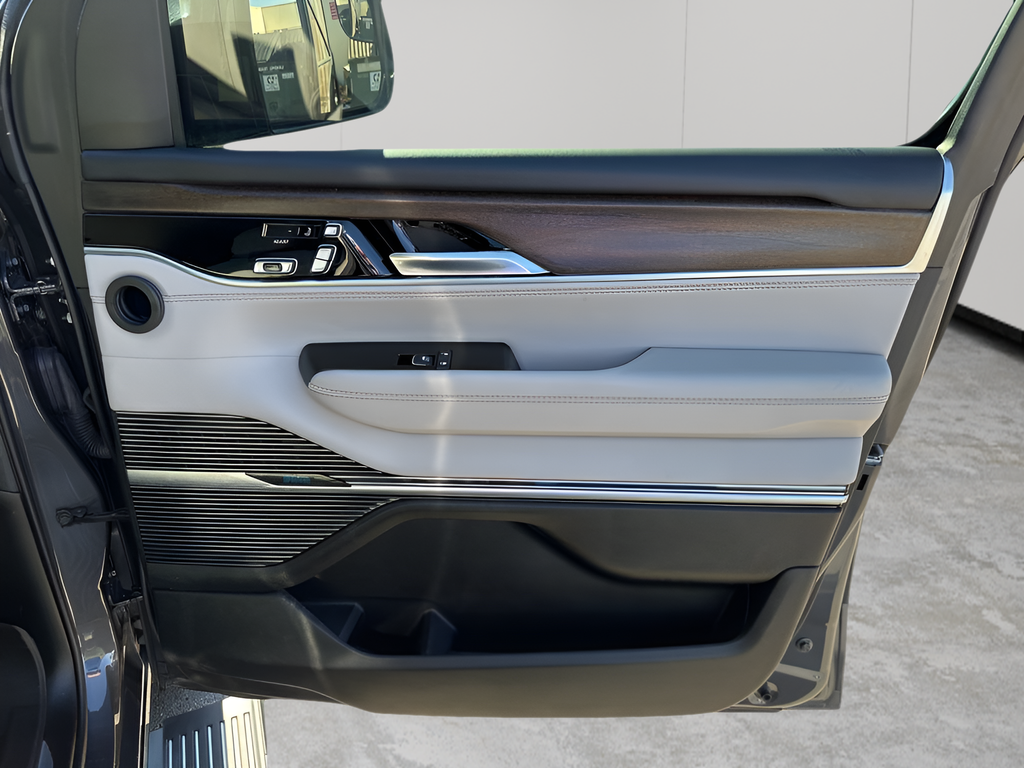 Used Car 2022 Jeep Grand Wagoneer  Series I For Sale Under $50,000 In Austin, Texas