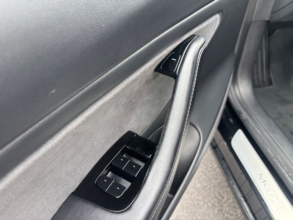 Used Car 2018 Tesla Model 3  Mid Range For Sale Under $25,000 In Austin, Texas