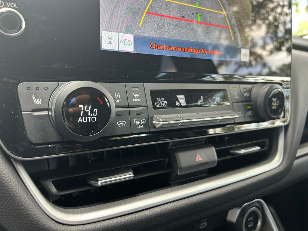 2024 Toyota Grand Highlander XLE 19