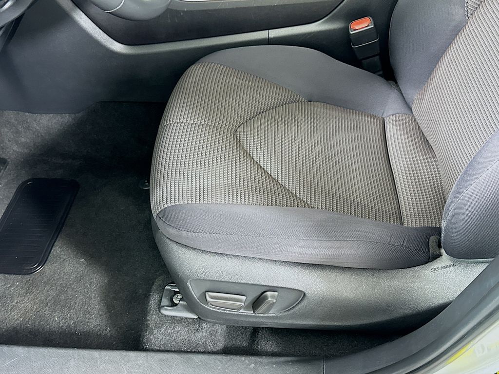 Thumbnail: 2024 Toyota Highlander - 19