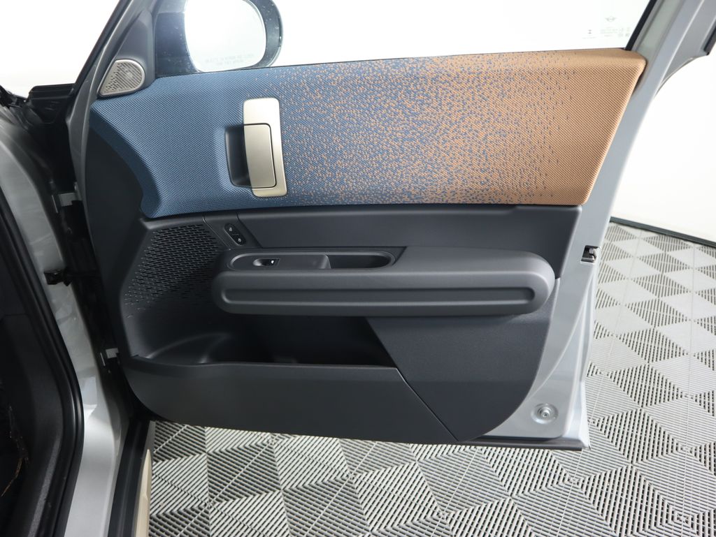 2025 MINI Cooper Countryman Iconic 28