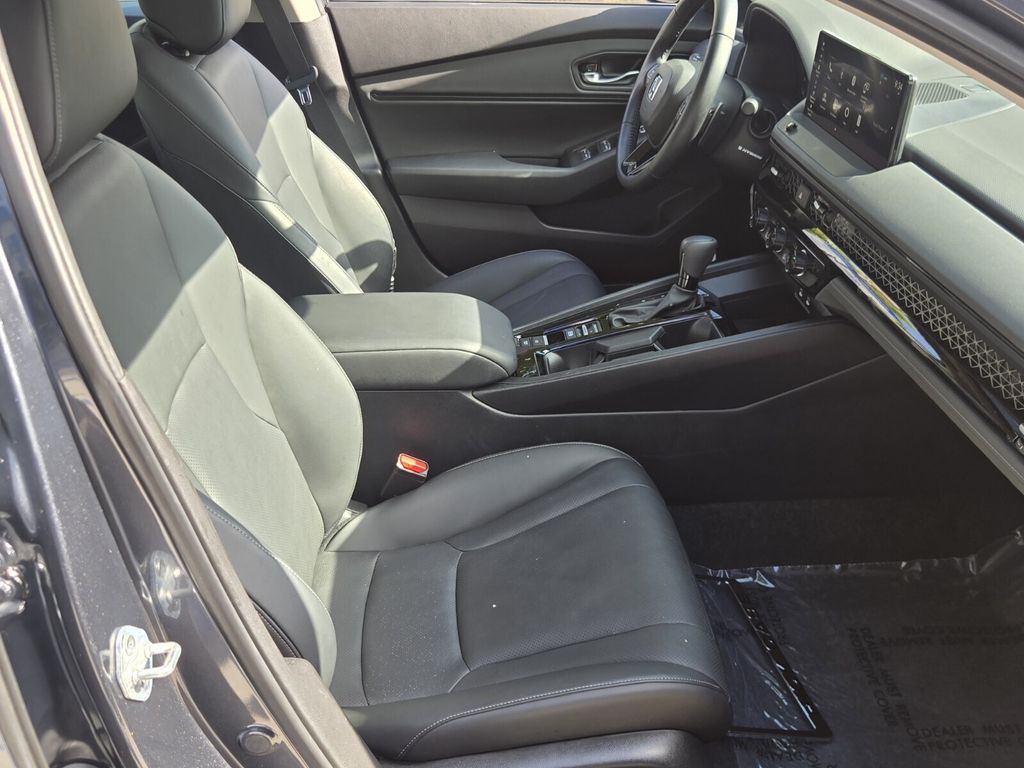 2023 Honda Accord - $27,732