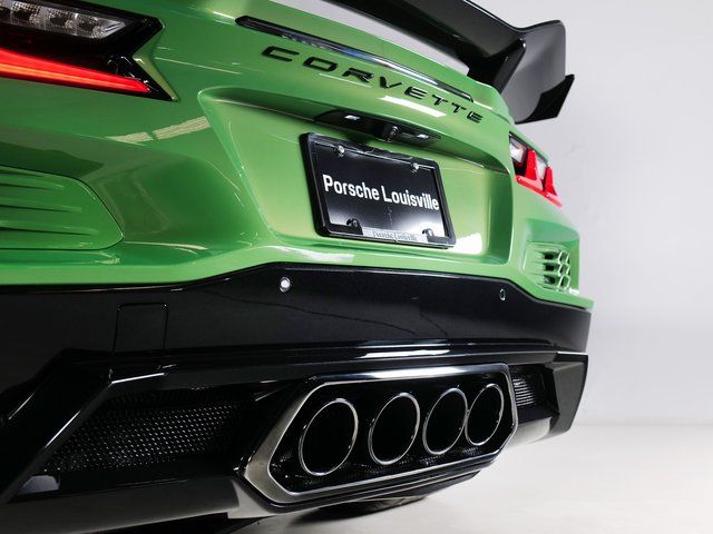 Used 2026 Green Chevrolet Z06 image 29