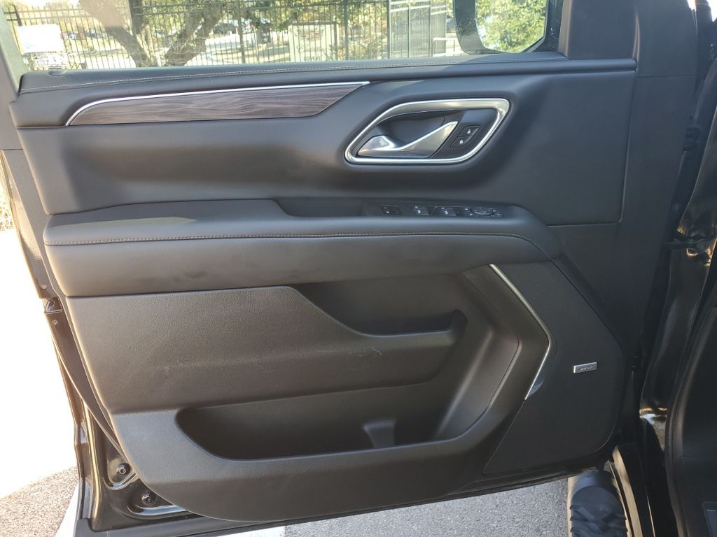 Used Car 2021 Chevrolet Tahoe  Z71 For Sale Under $50,000 In Austin, Texas