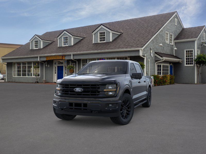 New 2025 Black Ford XLT image 2