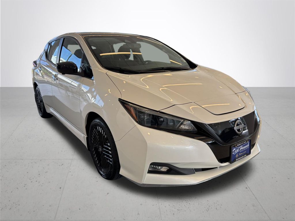 2024 Nissan Leaf SV Plus